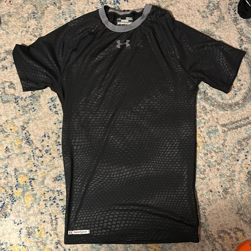 Under armor compressions shirt